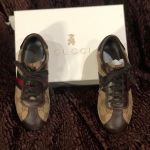 GUCCI Ace Velcro Sneakers
